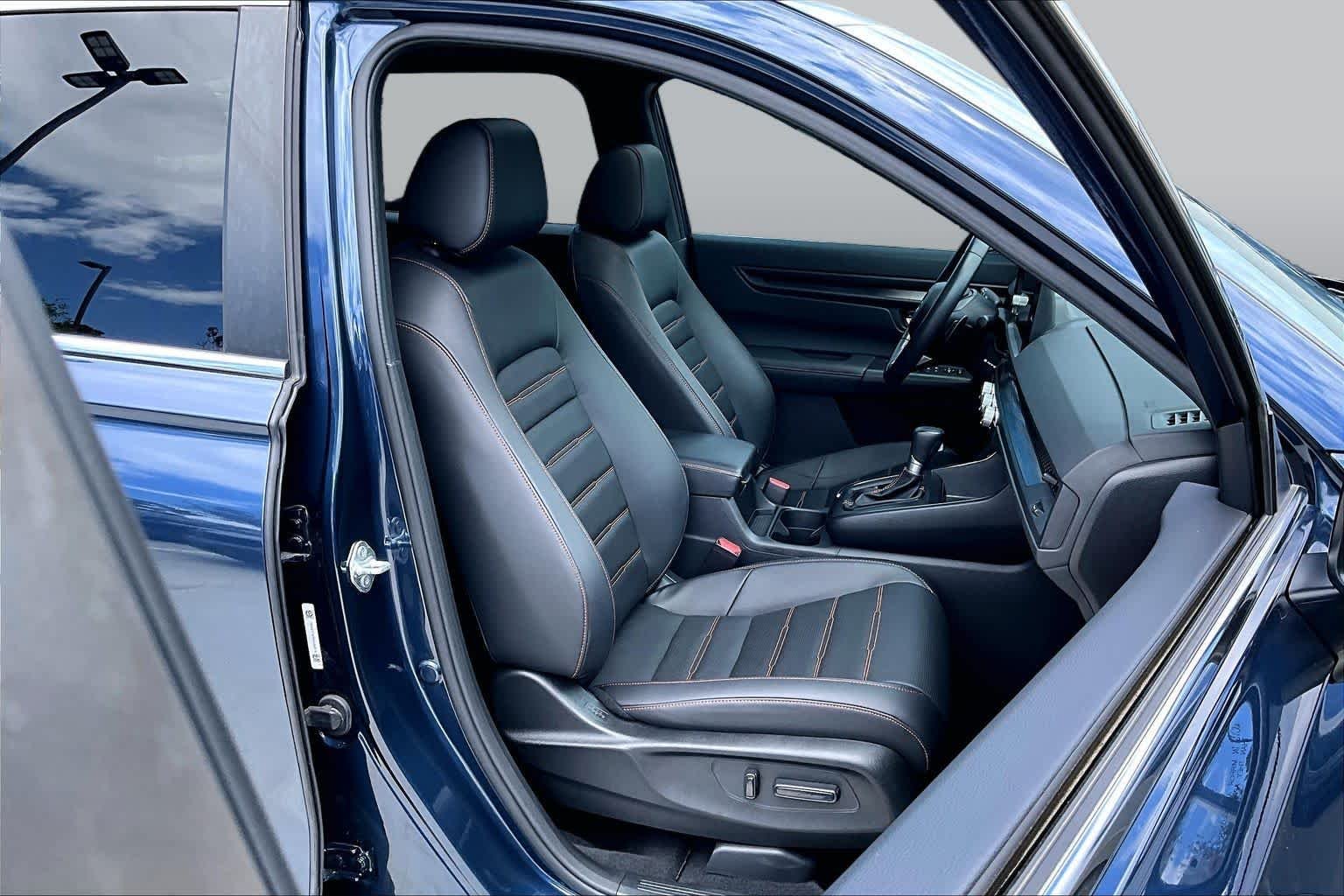 Used 2024 Canyon River Blue Metallic Honda Sport-L image 9