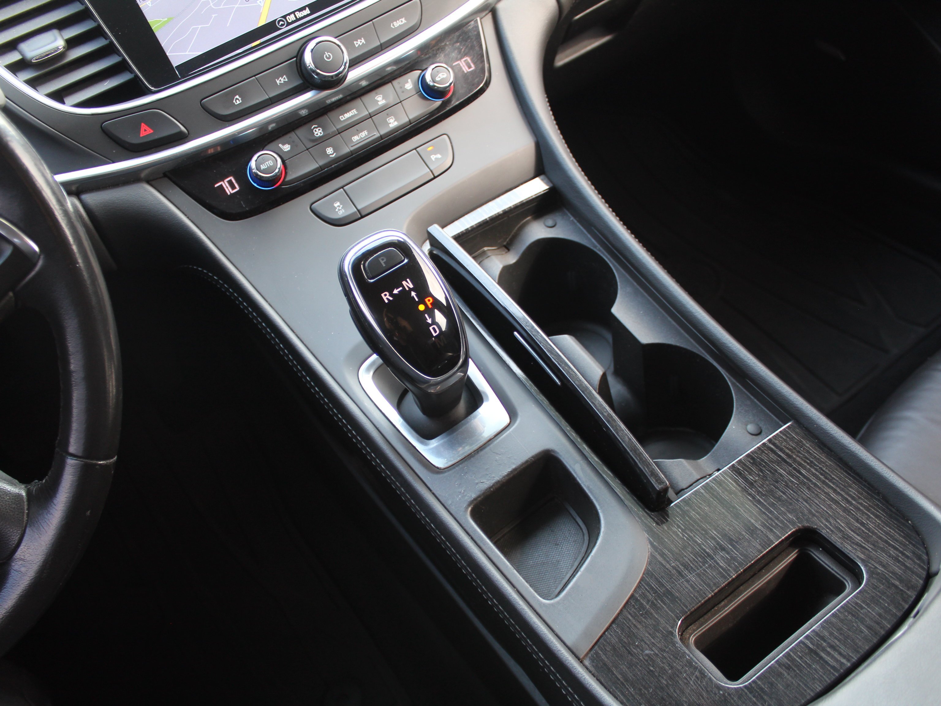 Used 2017 GRAPHITE GRAY METALLIC Buick Essence image 19