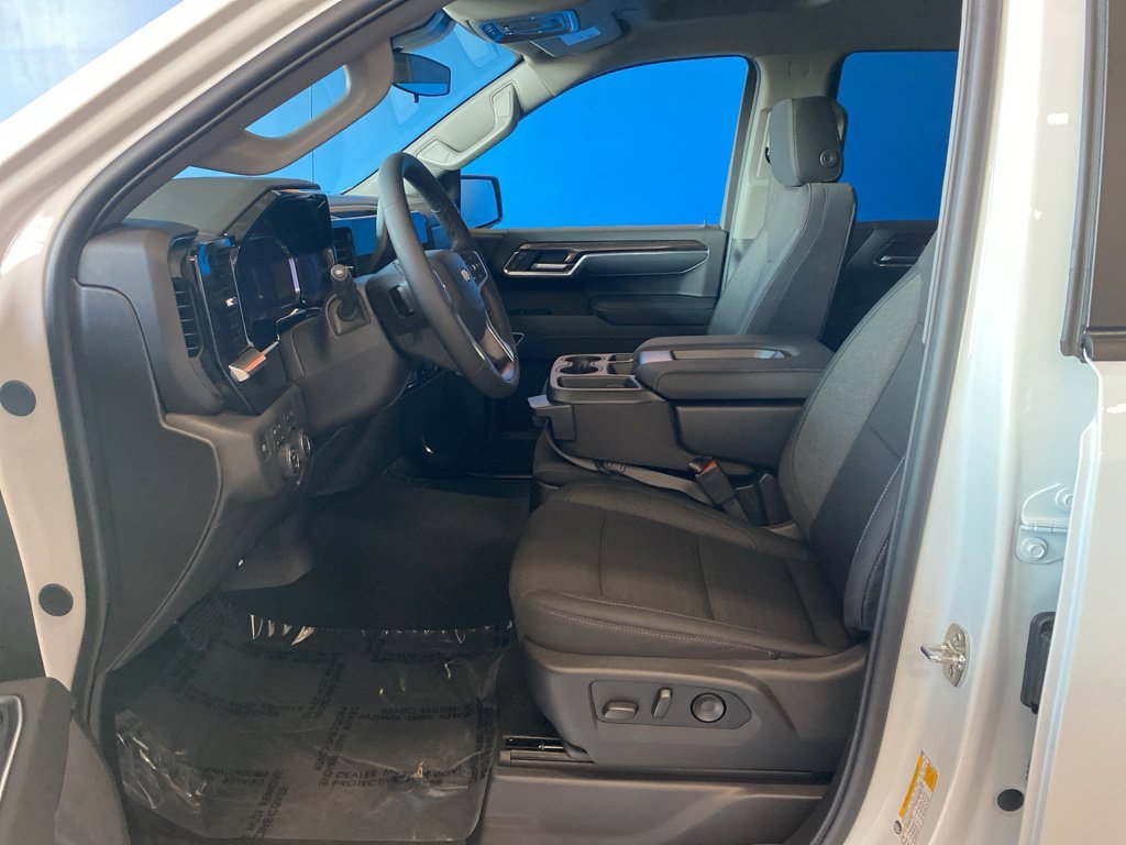 2026 Chevrolet Silverado 1500 LT - Photo 11