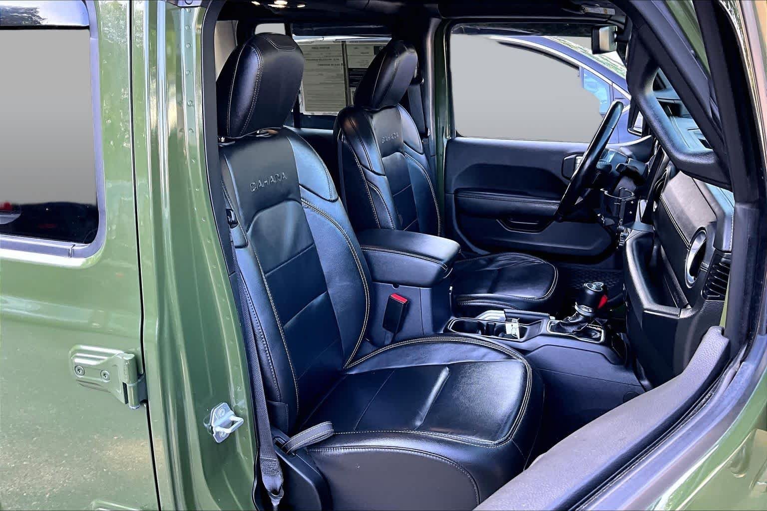 Used 2021 Sarge Green Clearcoat Jeep Unlimited Sahara image 8