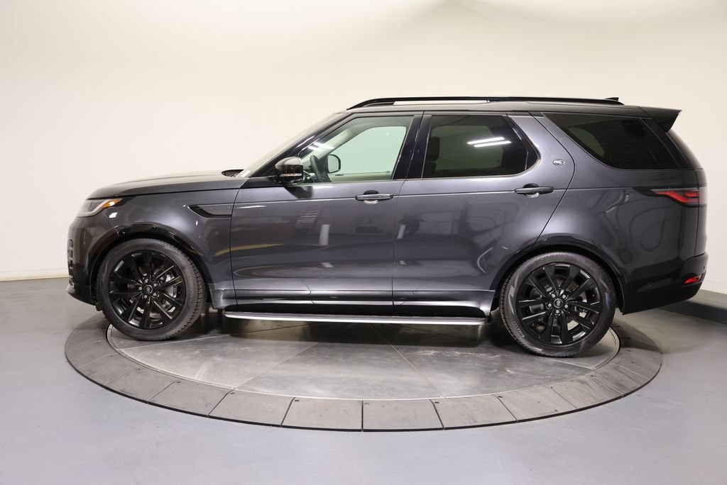 Certified Used 2026 Carpathian Gray Premium Metallic Land Rover Dynamic SE image 2