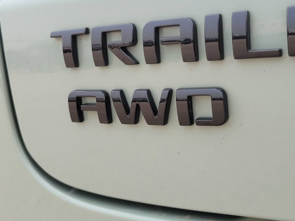 Used 2024 Cacti Green Chevrolet RS image 7