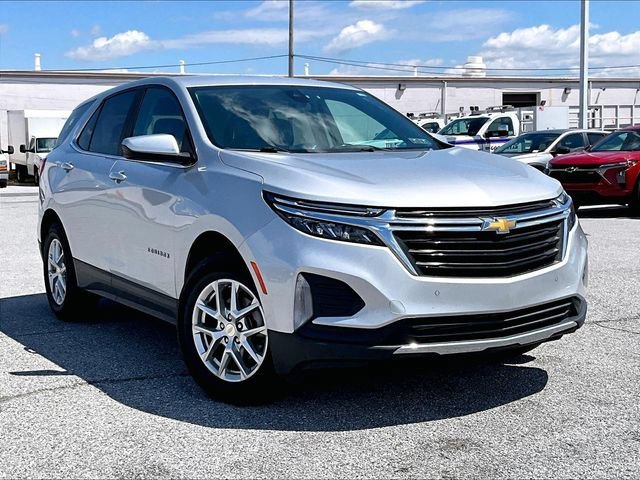 Used 2022 SILVER ICE METALLIC Chevrolet LT image 1