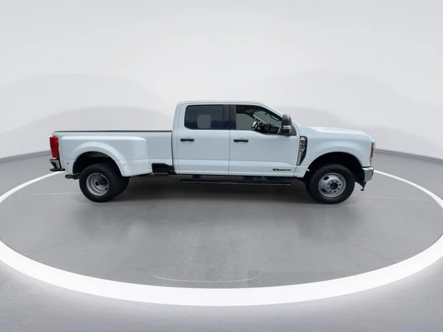 Used 2026 White Ford XLT image 9