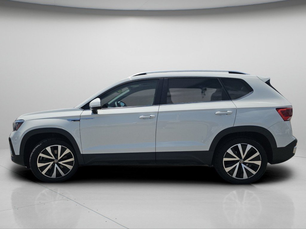 Used 2023 Pure White Volkswagen 1.5T SE image 22
