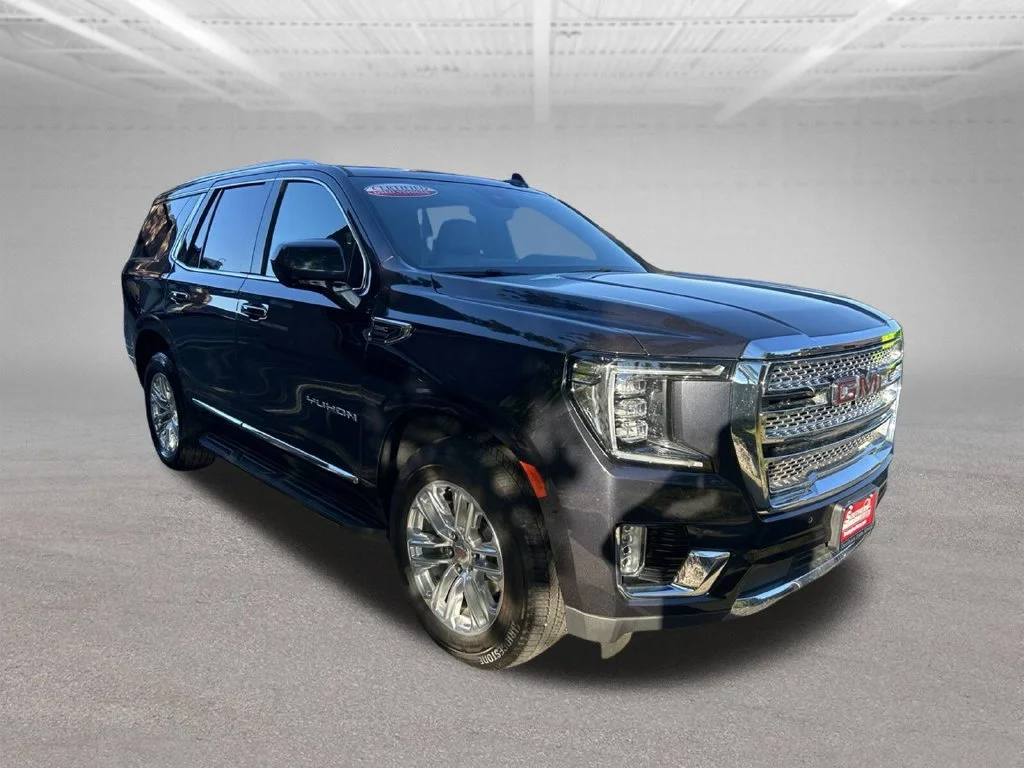 Used 2023 Silver GMC SLT image 8