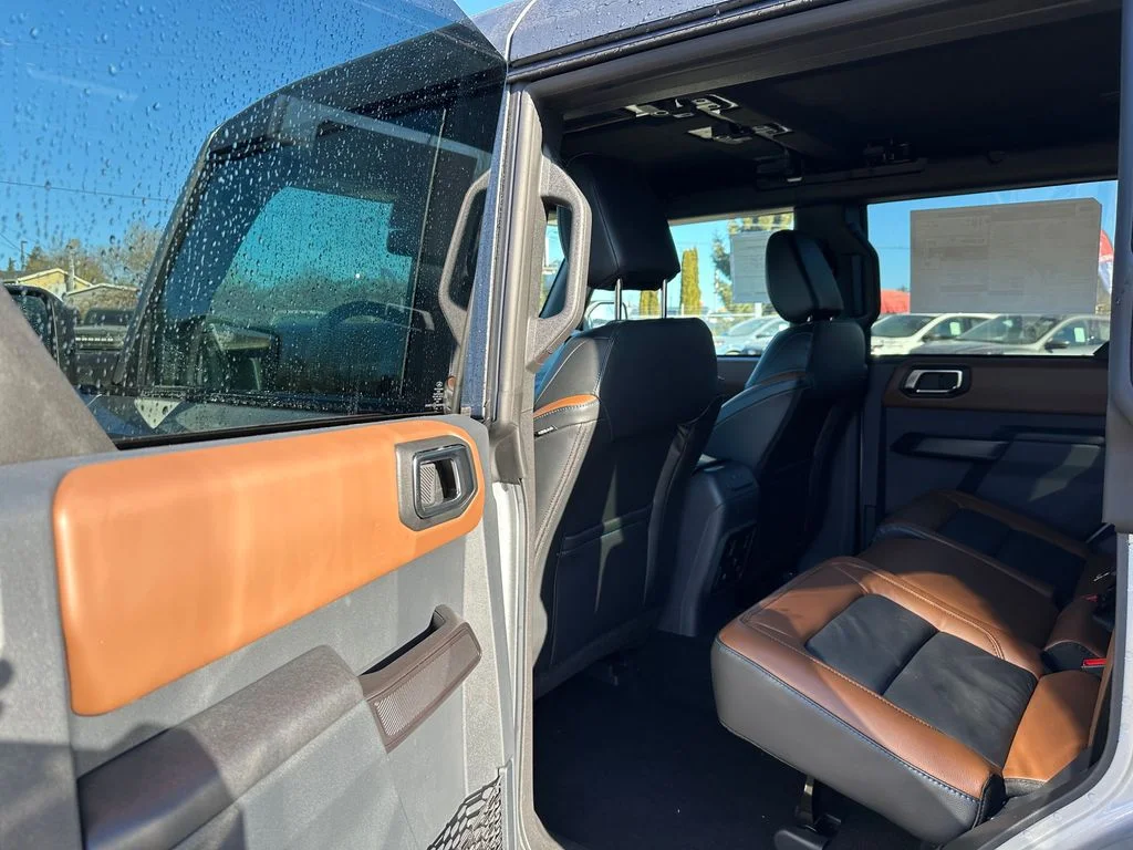 New 2024 Iconic Silver Metallic Ford Outer Banks® image 15
