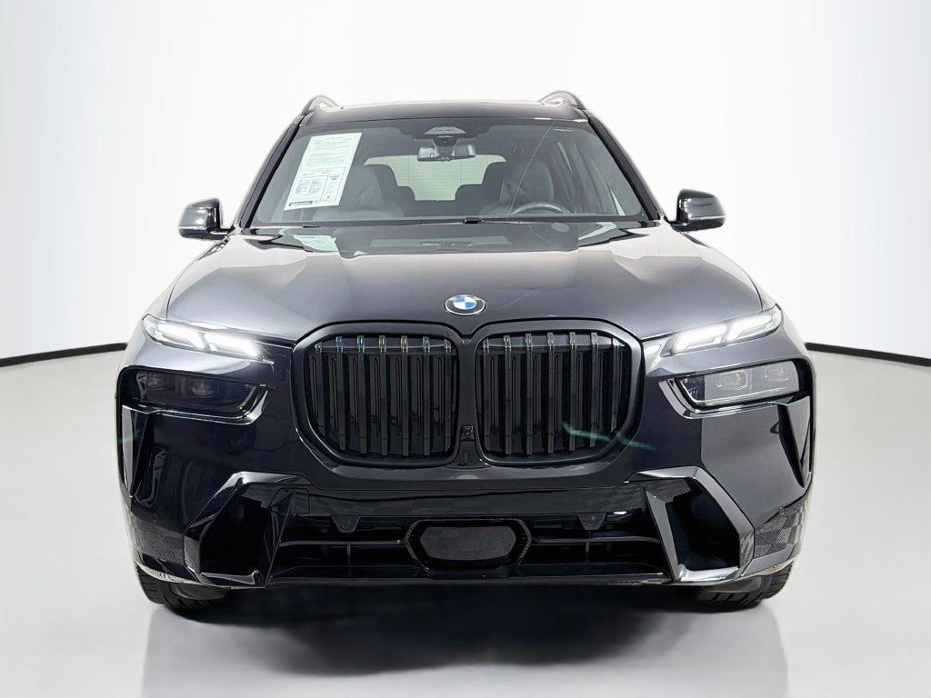 Used 2027 Black BMW xDrive40i image 2