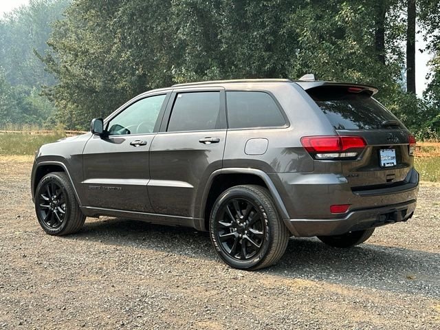 Used 2021 Granite Crystal Metallic Clearcoat Jeep Laredo X image 6