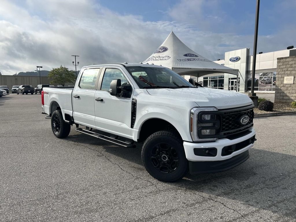 New 2026 Oxford White Ford XL image 2