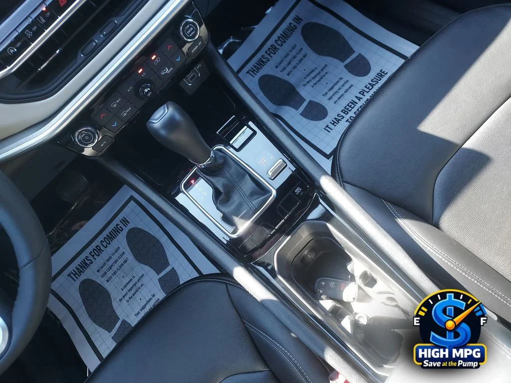 Used 2025 White Jeep Limited image 16