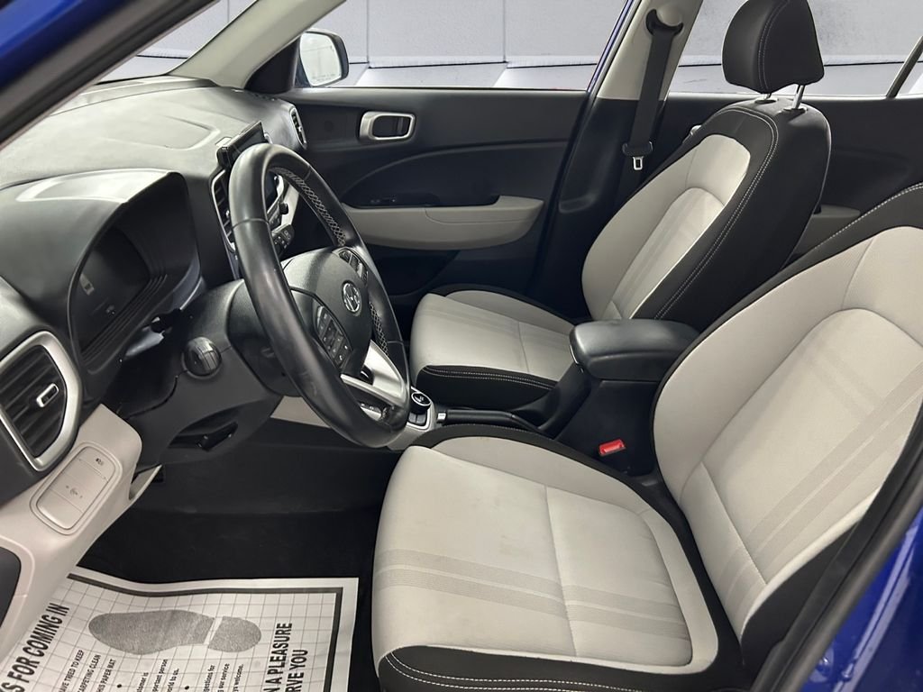 Used 2024 Blue Hyundai SEL image 7