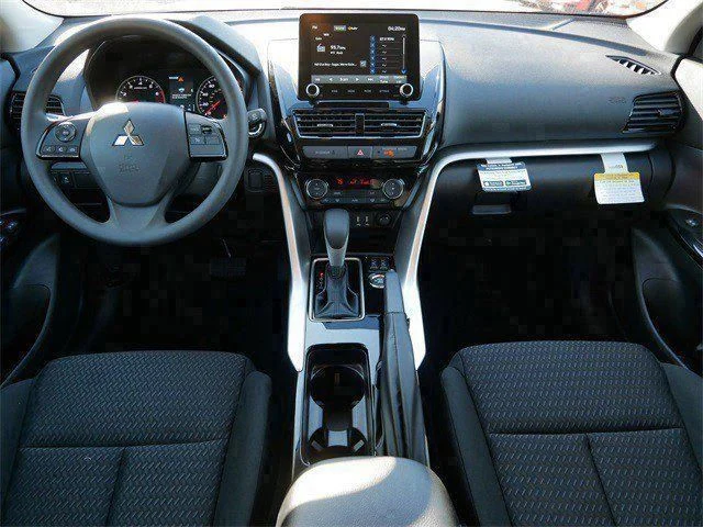 2026 Mitsubishi Eclipse Cross LE - Photo 7