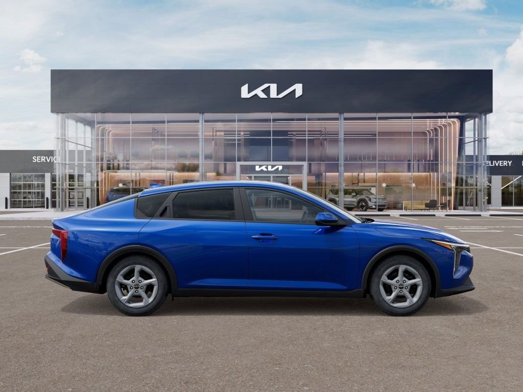 Used 2025 Blue Kia LXS image 3