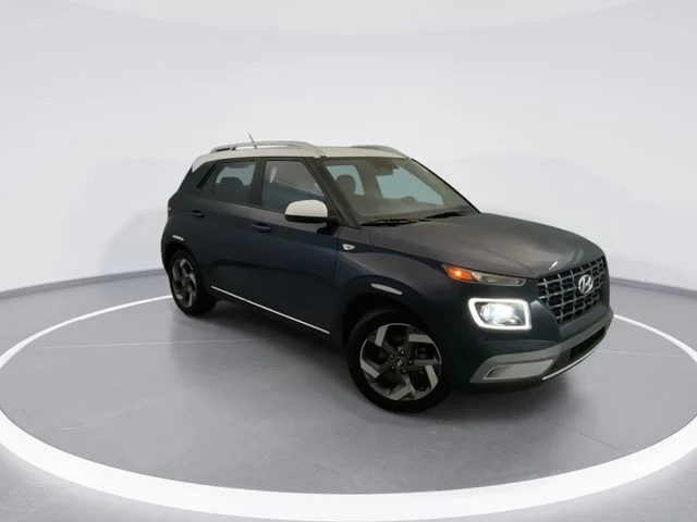 Used 2023 White Hyundai Limited image 8