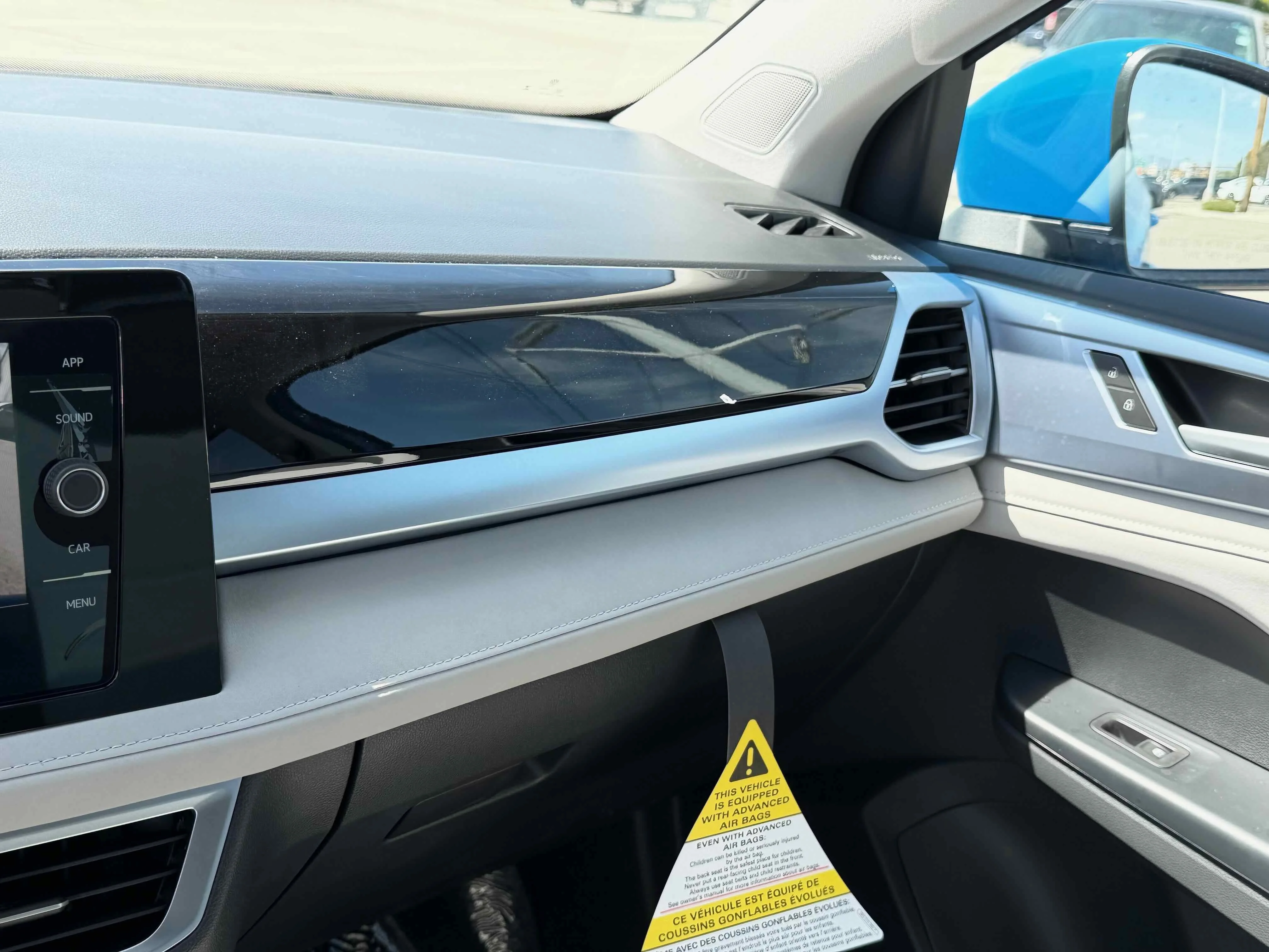New 2026 Blue Volkswagen SE image 21