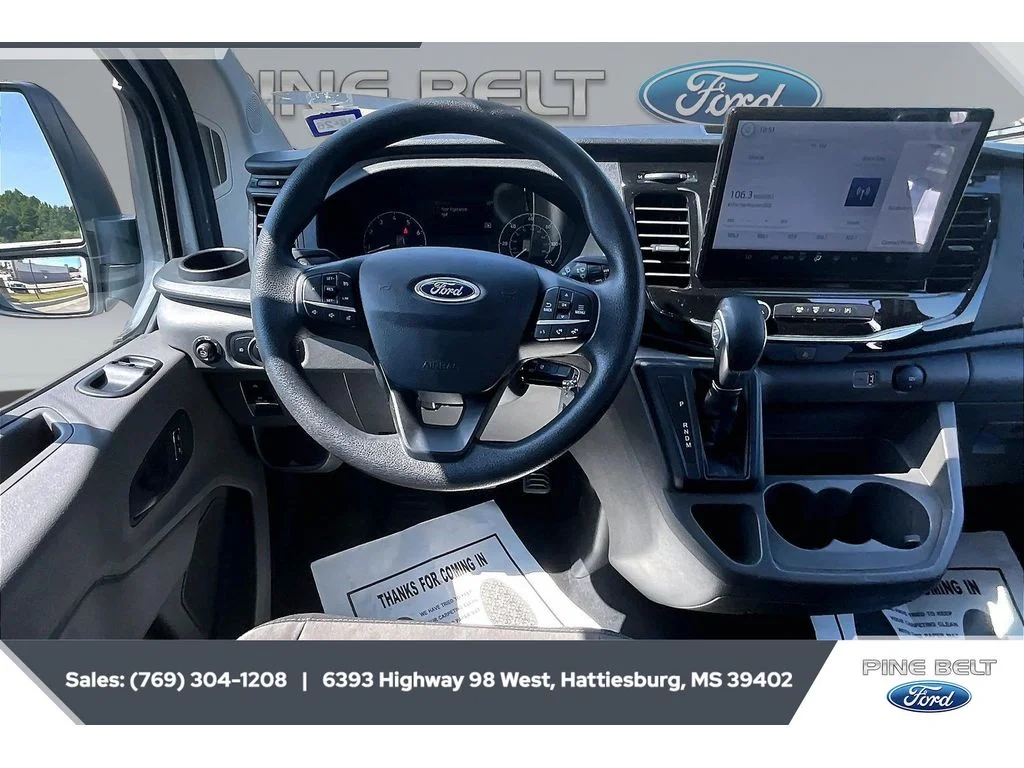 Used 2023 Oxford White Ford XLT image 5