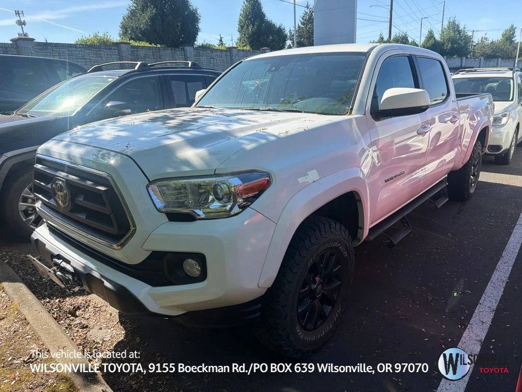 2022 Toyota Tacoma SR5 Double Cab 4WD V6 Auto LB's photo