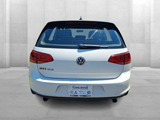 Used 2017 White Volkswagen  image 5