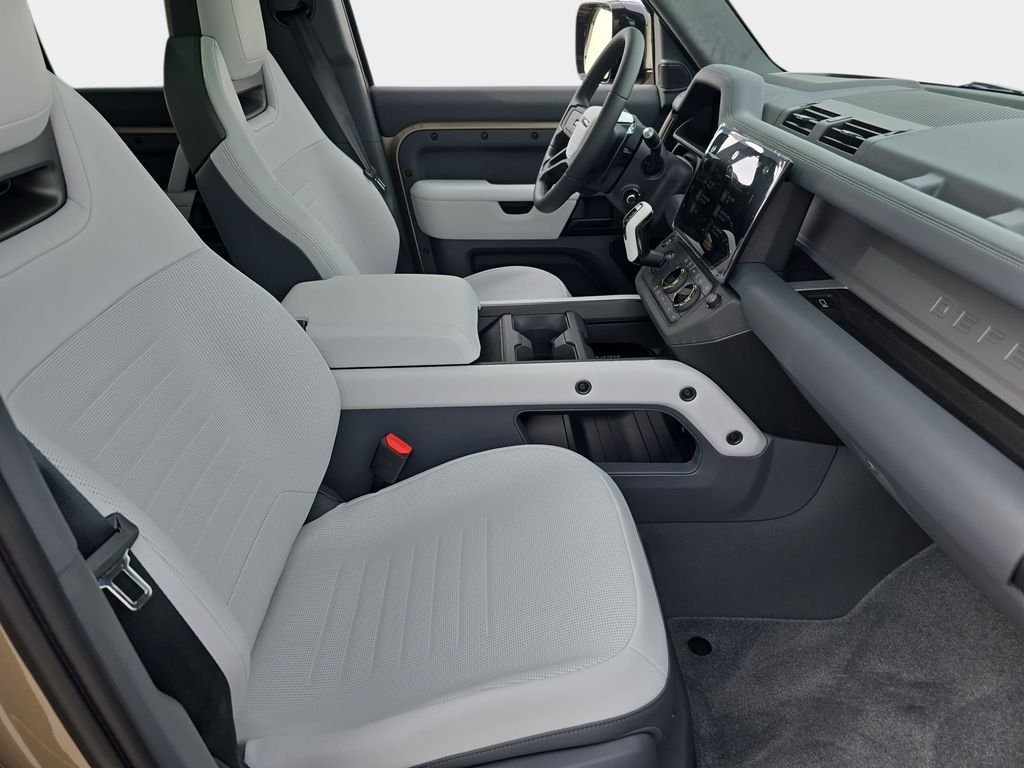 New 2026 Petra Copper LAND ROVER OCTA image 10