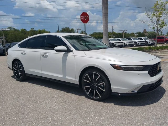 New 2026 Platinum White Pearl Honda Touring image 1