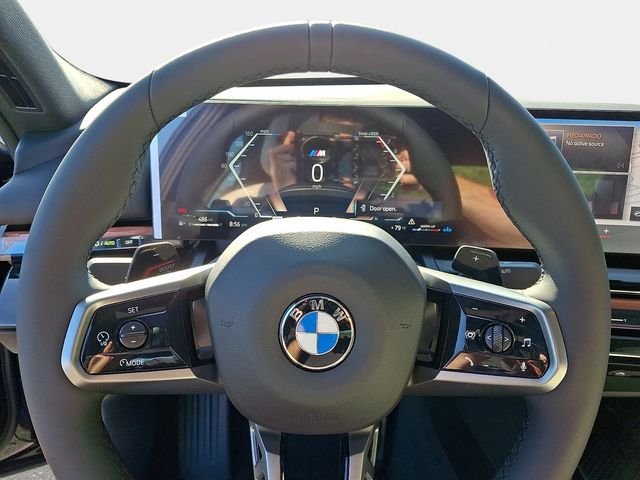New 2027 Carbon Black Metallic BMW 530i xDrive image 17