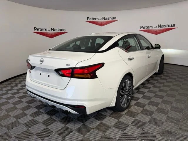 Certified Used 2024 White Nissan 2.5 SL image 27