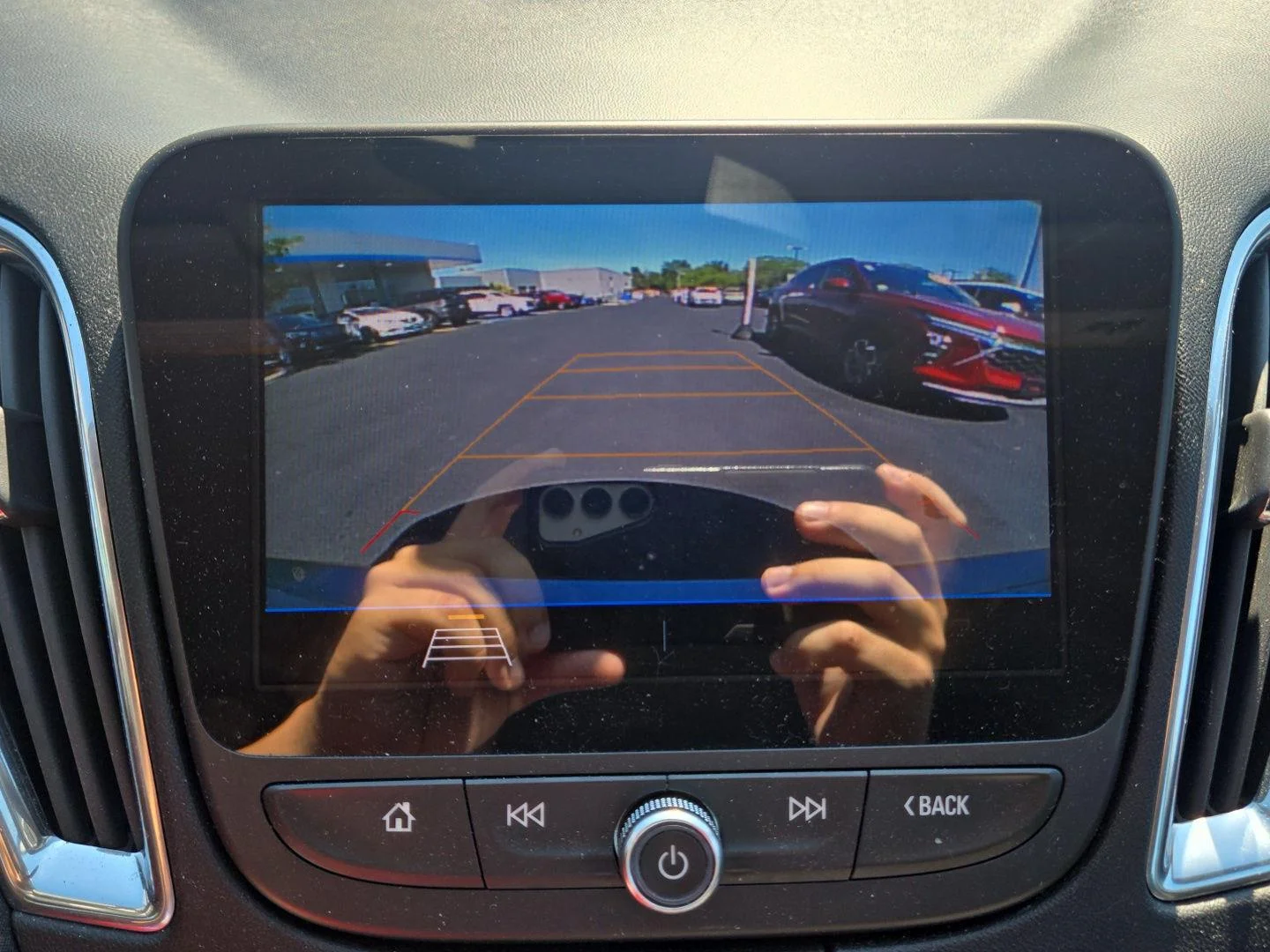 Used 2019 Sandy Ridge Metallic Chevrolet LT image 4