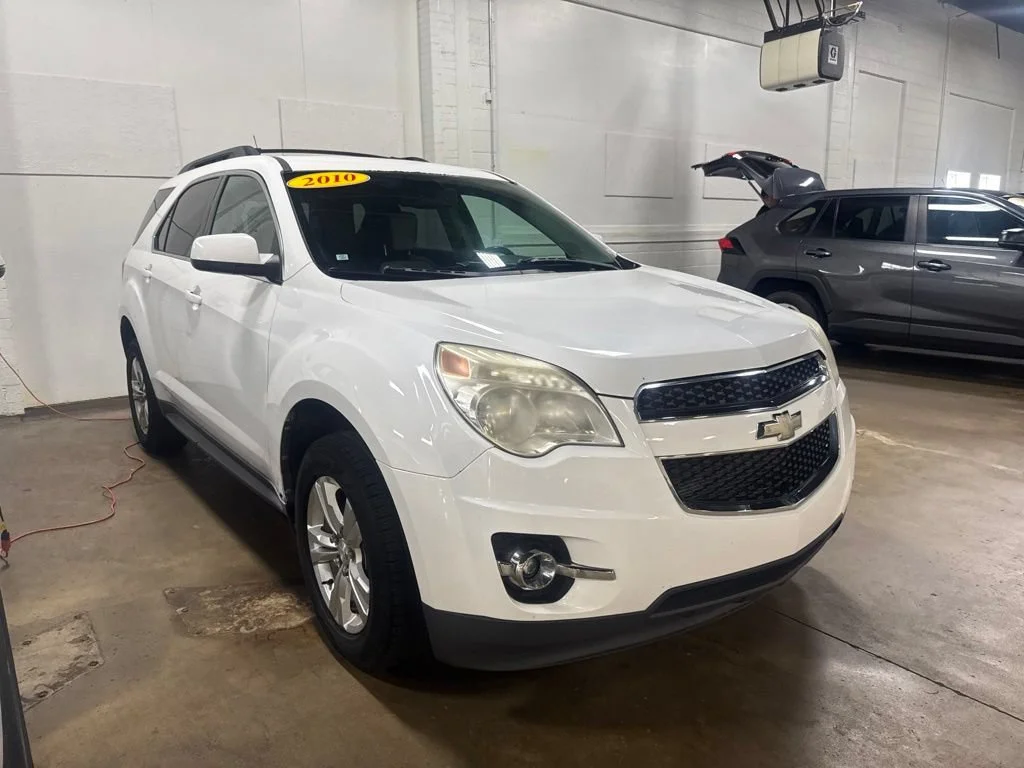 Used 2010 Summit White Chevrolet LT w/2LT image 3