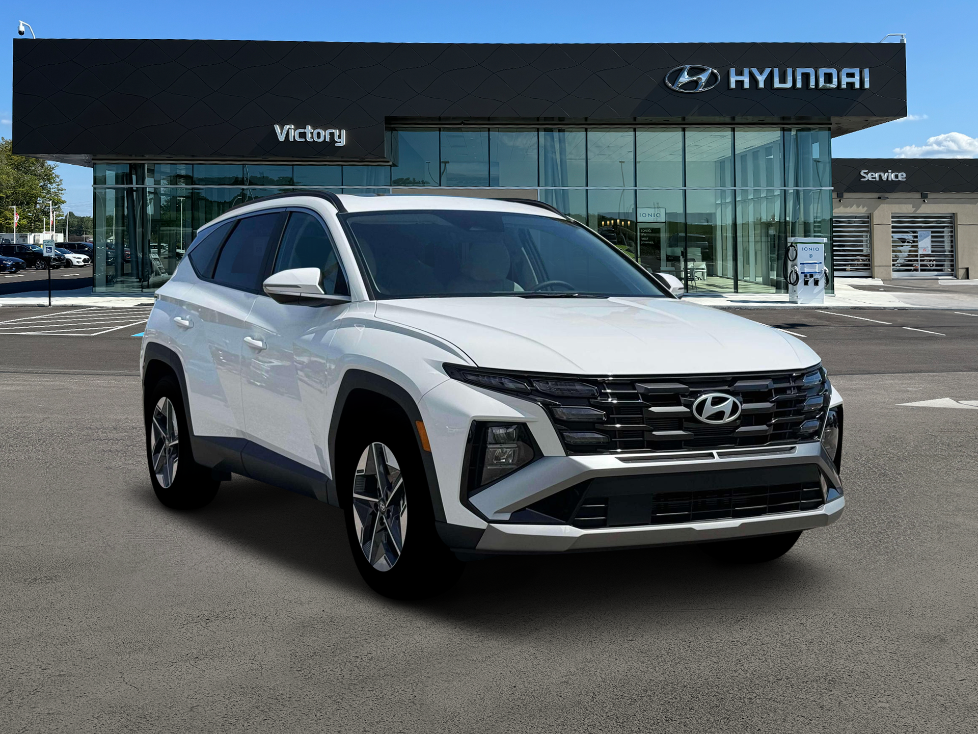 New 2026 White Hyundai SEL Premium image 11
