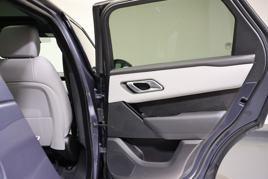 Used 2026 Varesine Blue Metallic Land Rover Dynamic SE image 40