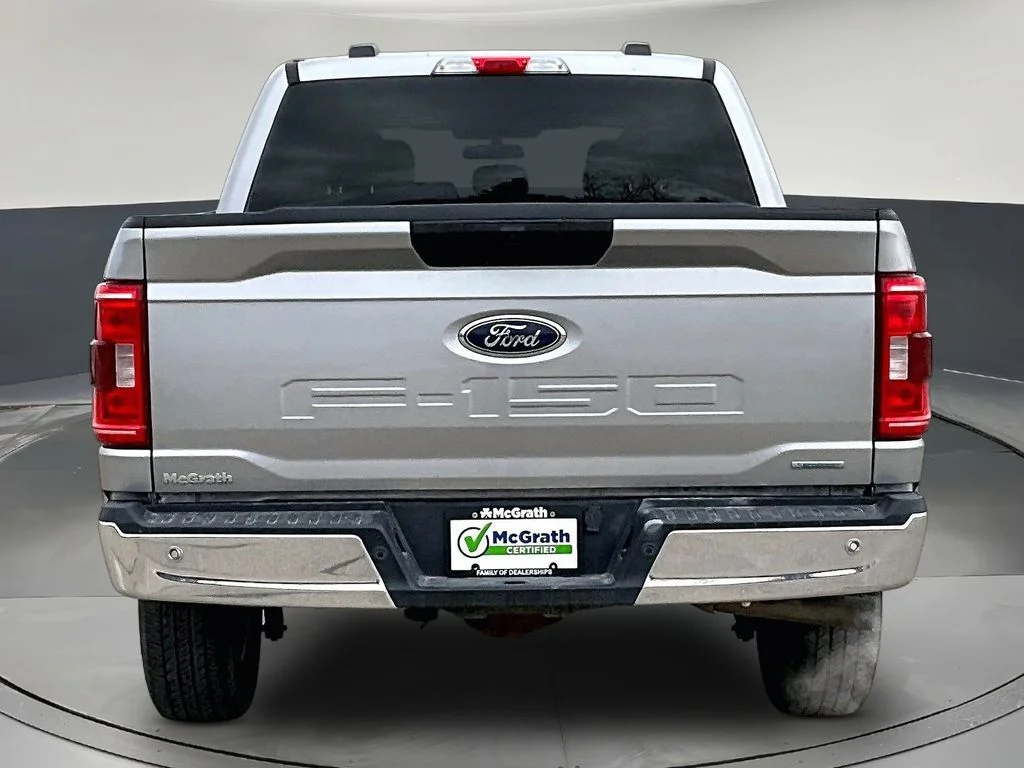 Certified Used 2021 Silver Ford XLT image 6