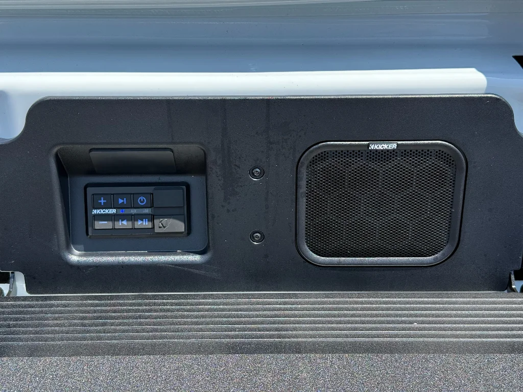 New 2026 Summit White GMC AT4X image 9