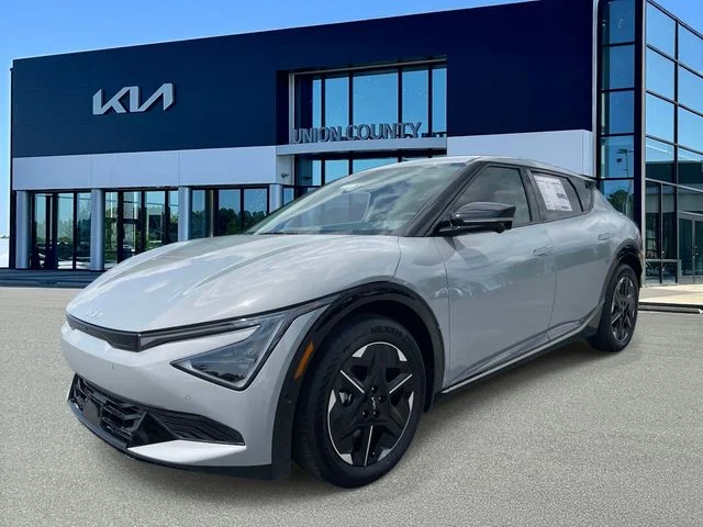 New 2026 Gray Kia Wind image 3