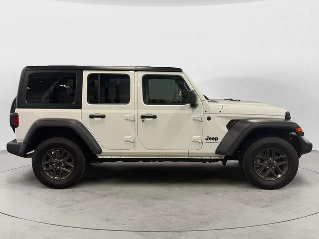 Used 2024 White Jeep Sport S image 3