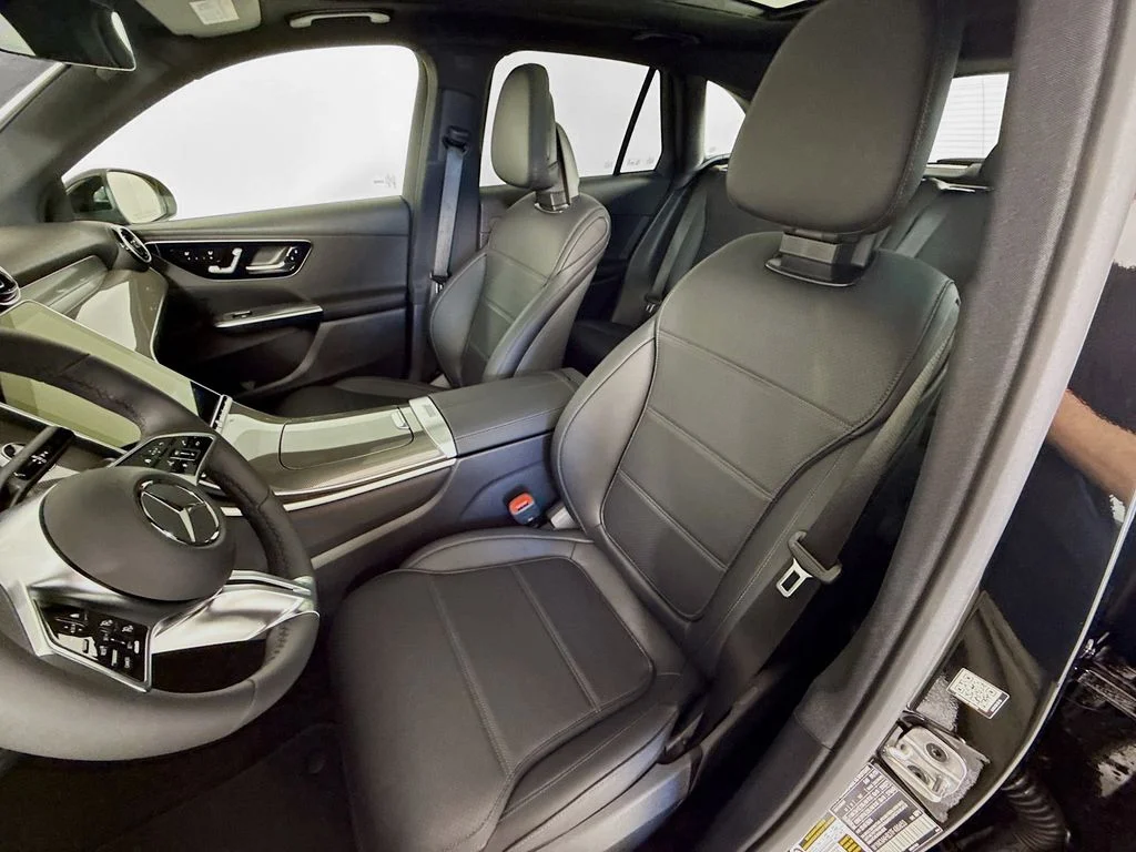 Certified Used 2026 Black Mercedes-Benz GLC 300 image 5