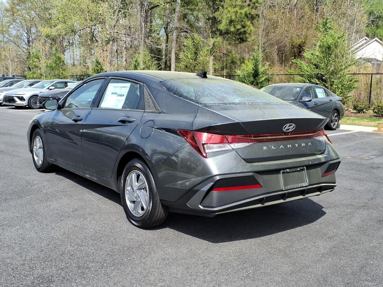 New 2026 Amazon Gray Hyundai SE image 8