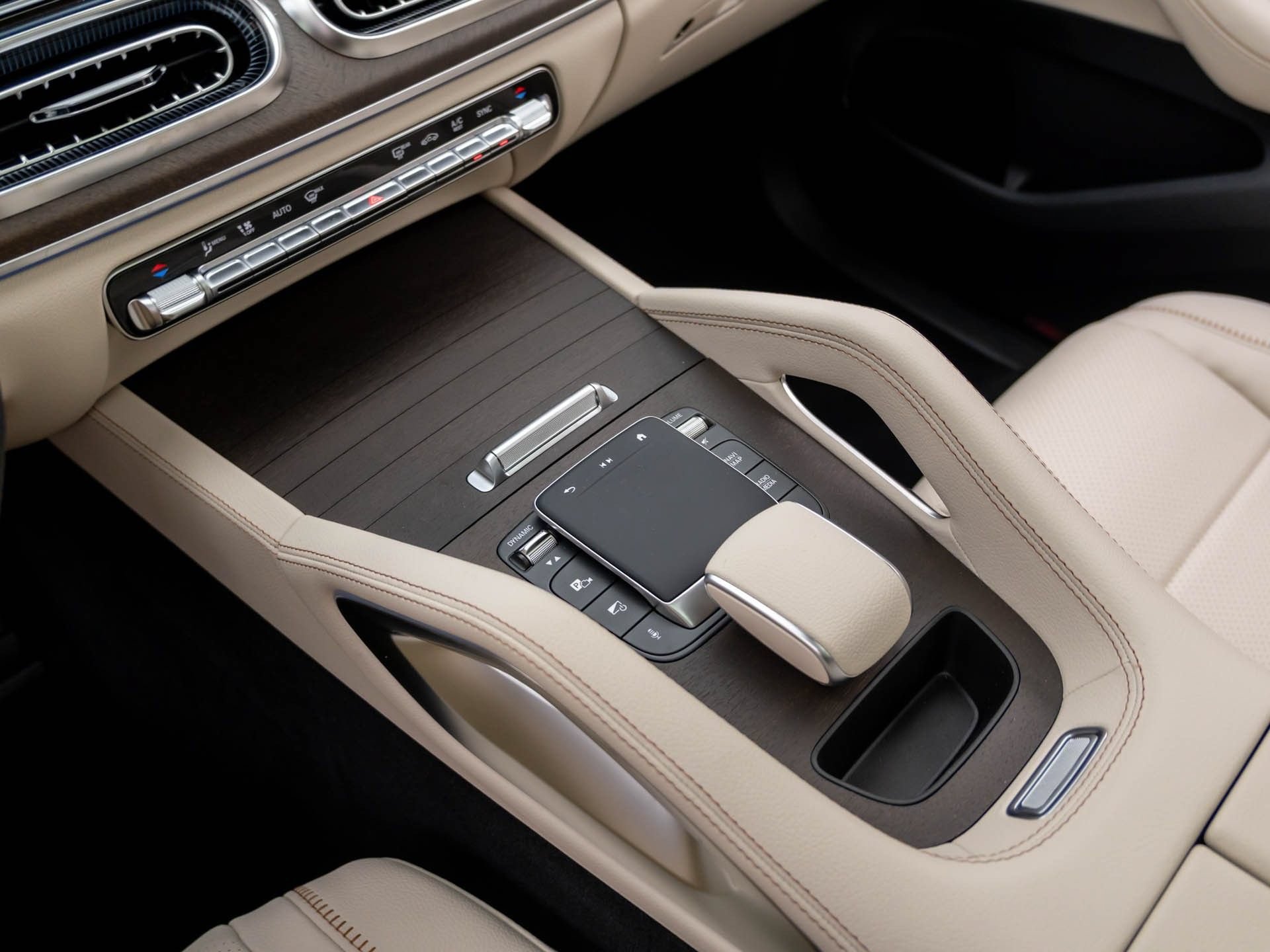 New 2027 Polar White Mercedes-Benz GLE 450 image 59