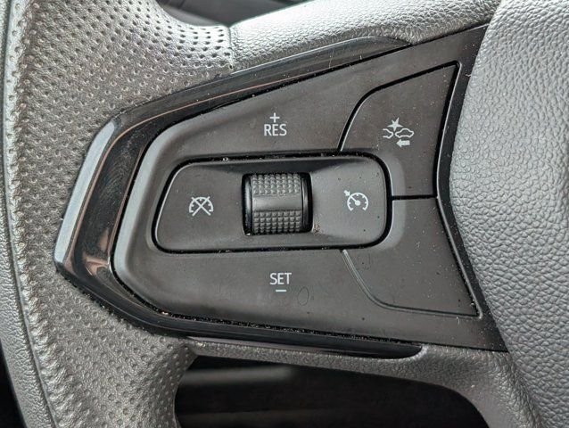 Used 2025 Gray Chevrolet LT image 22