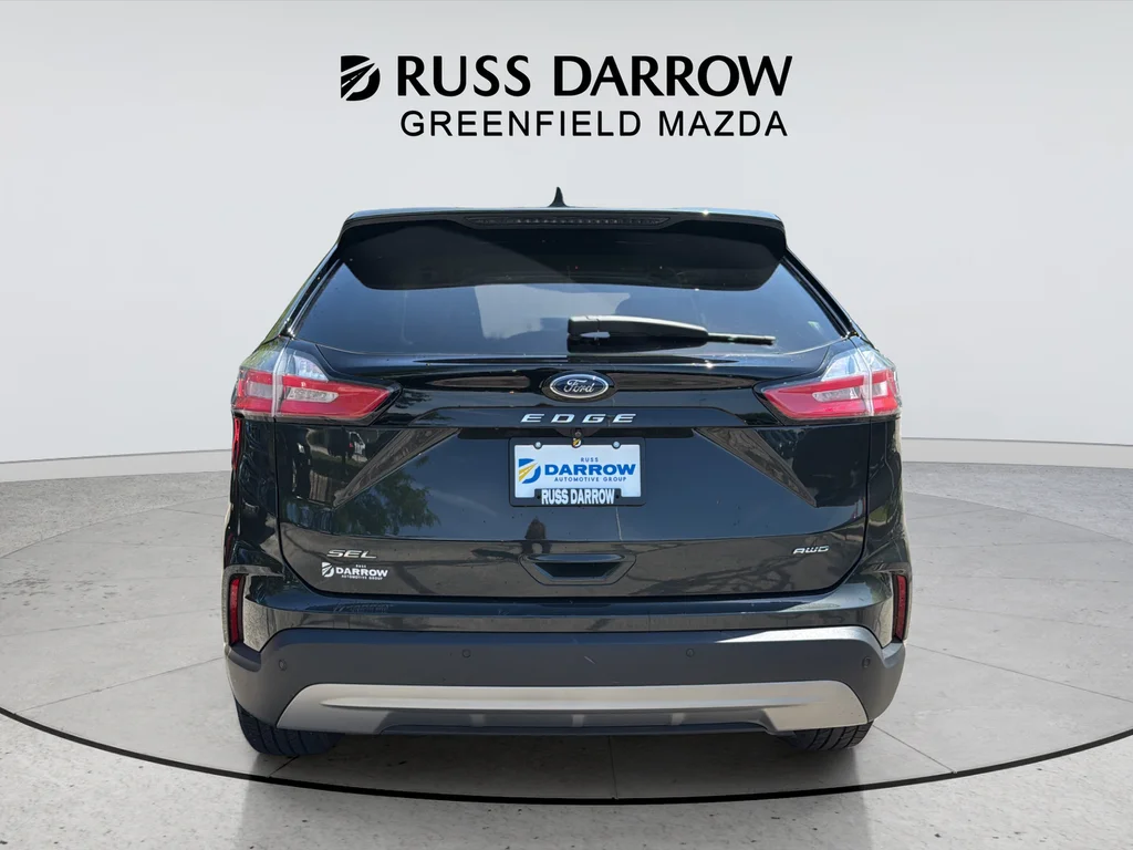 Used 2022 Green Ford SEL image 4