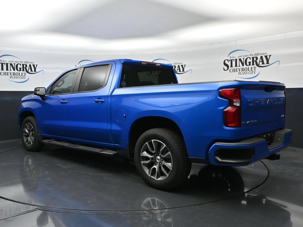 Used 2025 Riptide Blue Metallic Chevrolet RST image 5