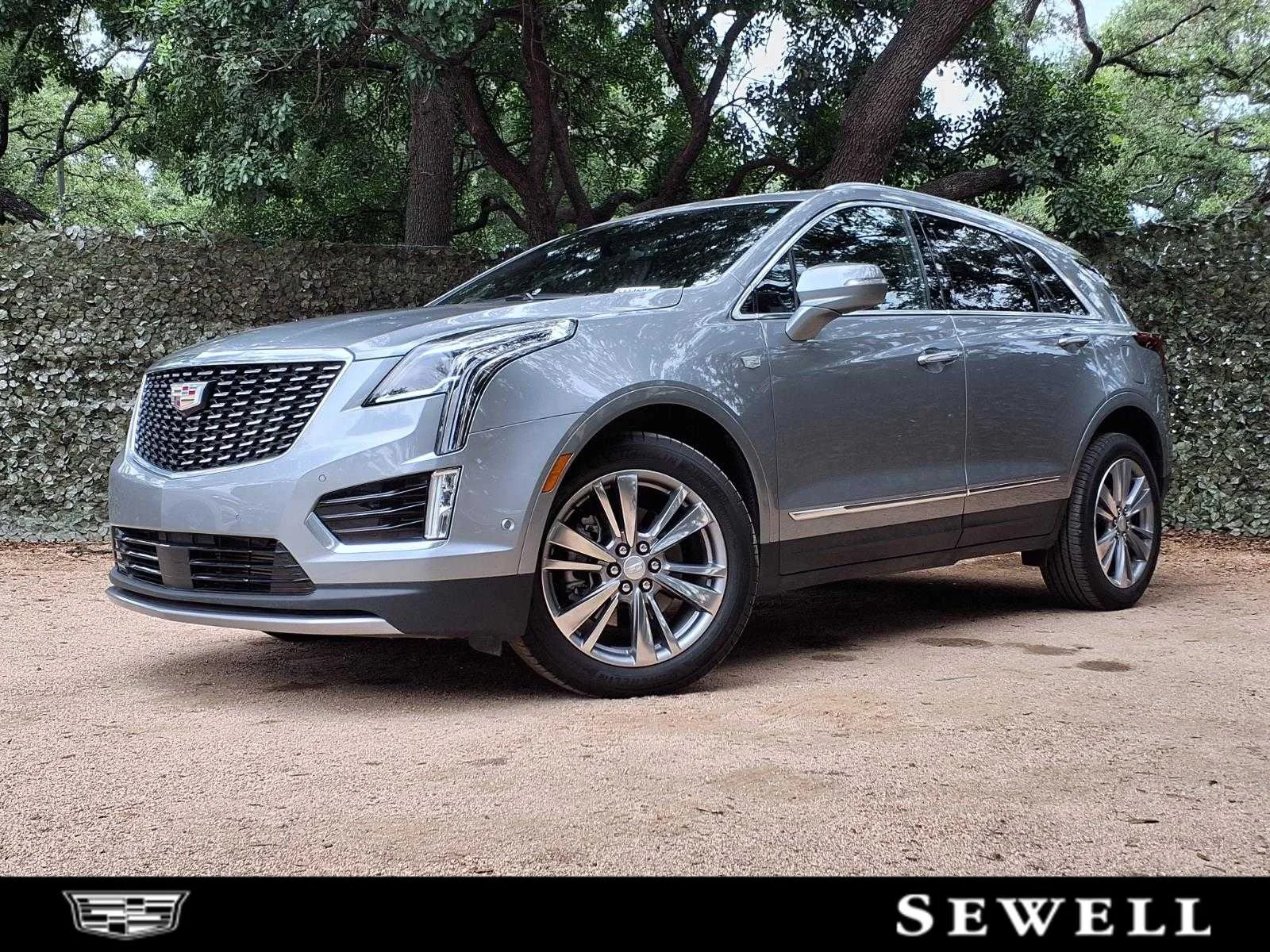 2025 Cadillac XT5 AWD Premium Luxury's photo