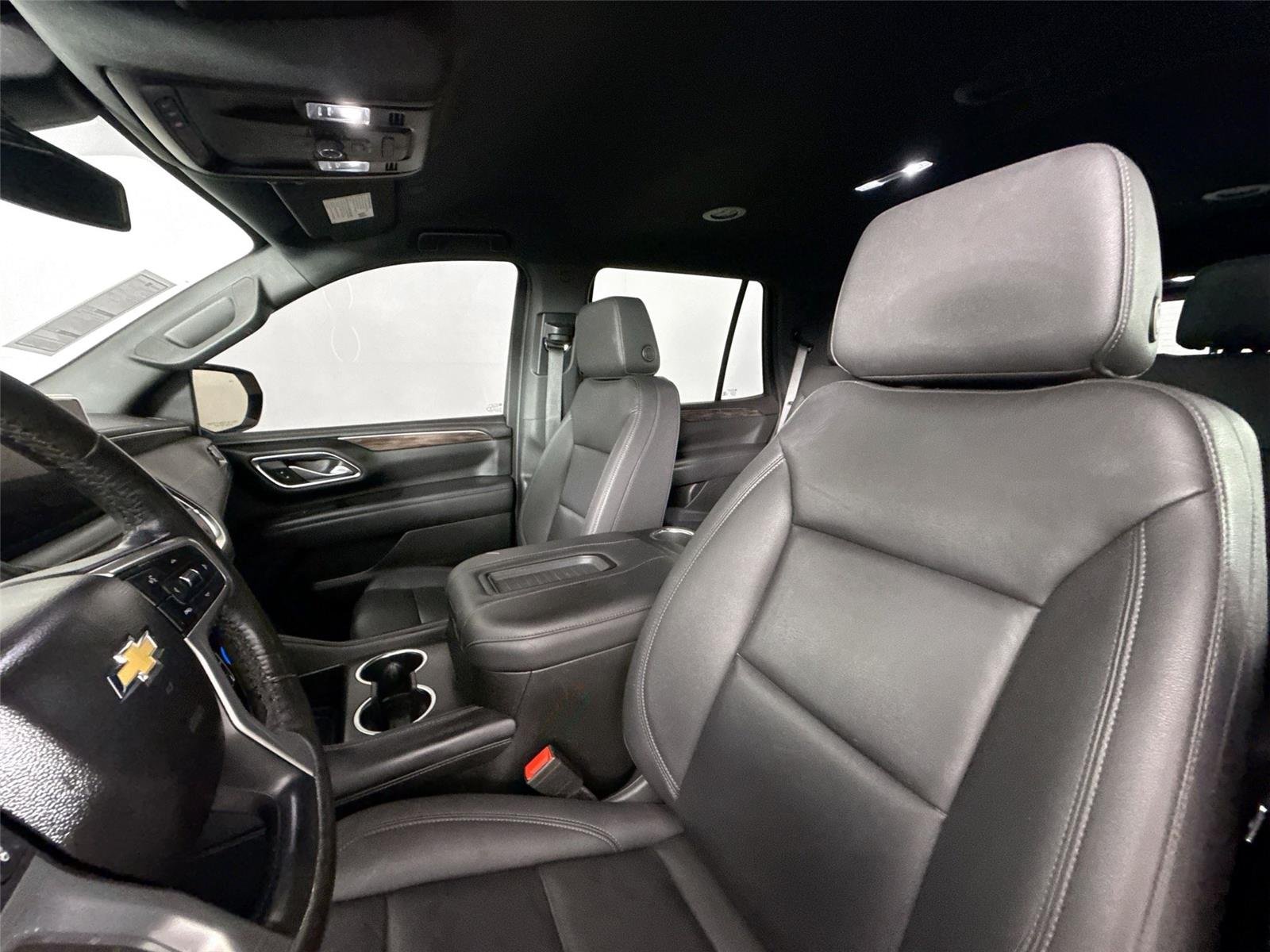 Used 2022 Summit White Chevrolet LT image 3