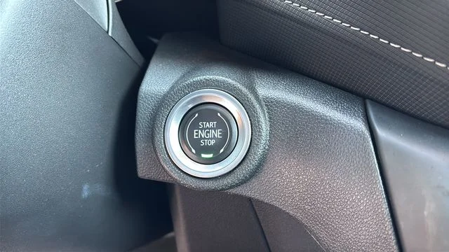 Used 2021 Blue Chevrolet ACTIV image 28