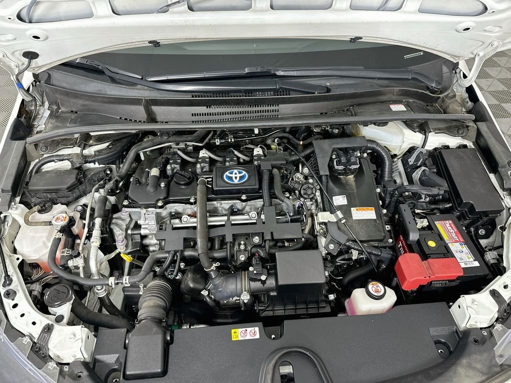 Used 2021 Blizzard Pearl Toyota LE image 29