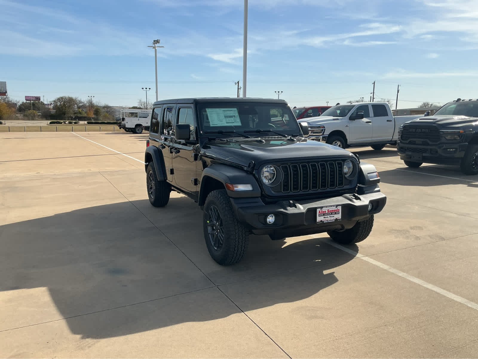 New 2026 Black Clear-Coat Exterior Paint Jeep Sport S image 4