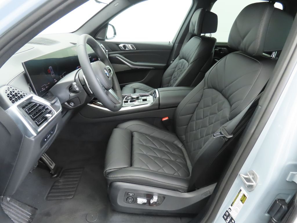 Used 2026 Gray Metallic BMW xDrive40i image 20