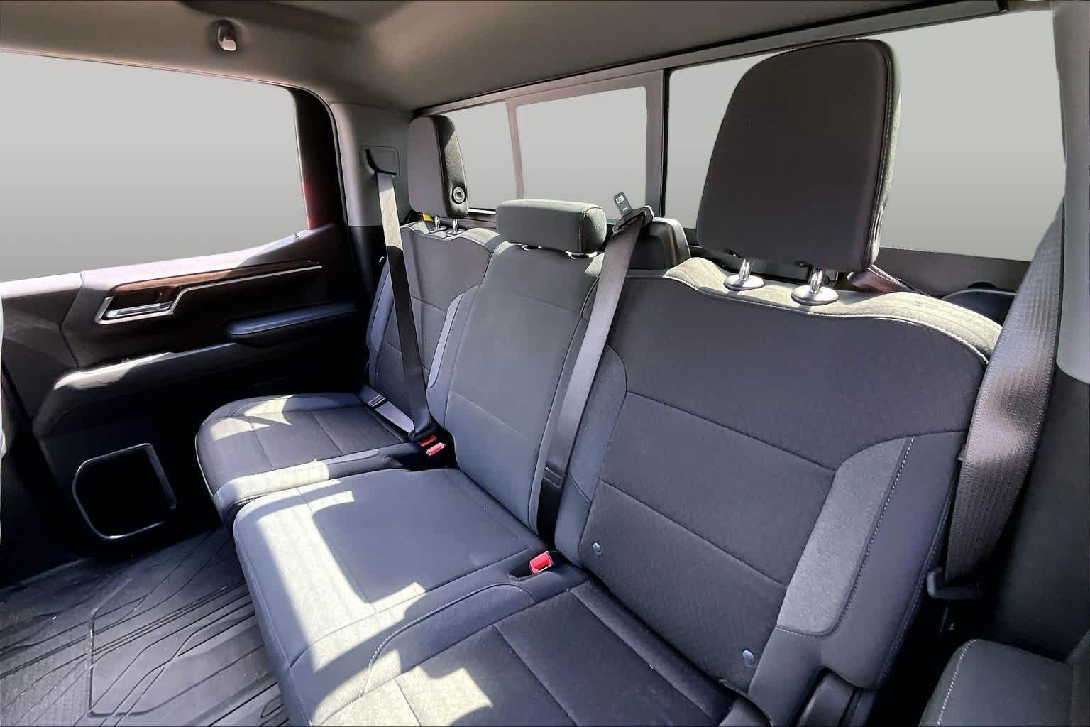 Used 2025 Slate Gray Metallic Chevrolet RST image 18