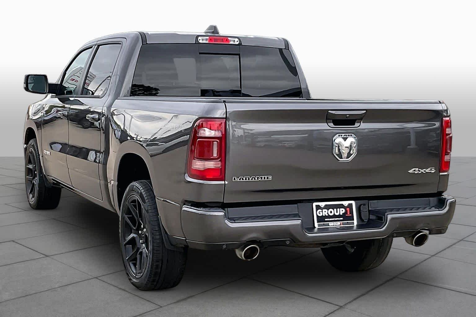 Used 2023 Granite Crystal Metallic Clearcoat Ram Laramie image 12