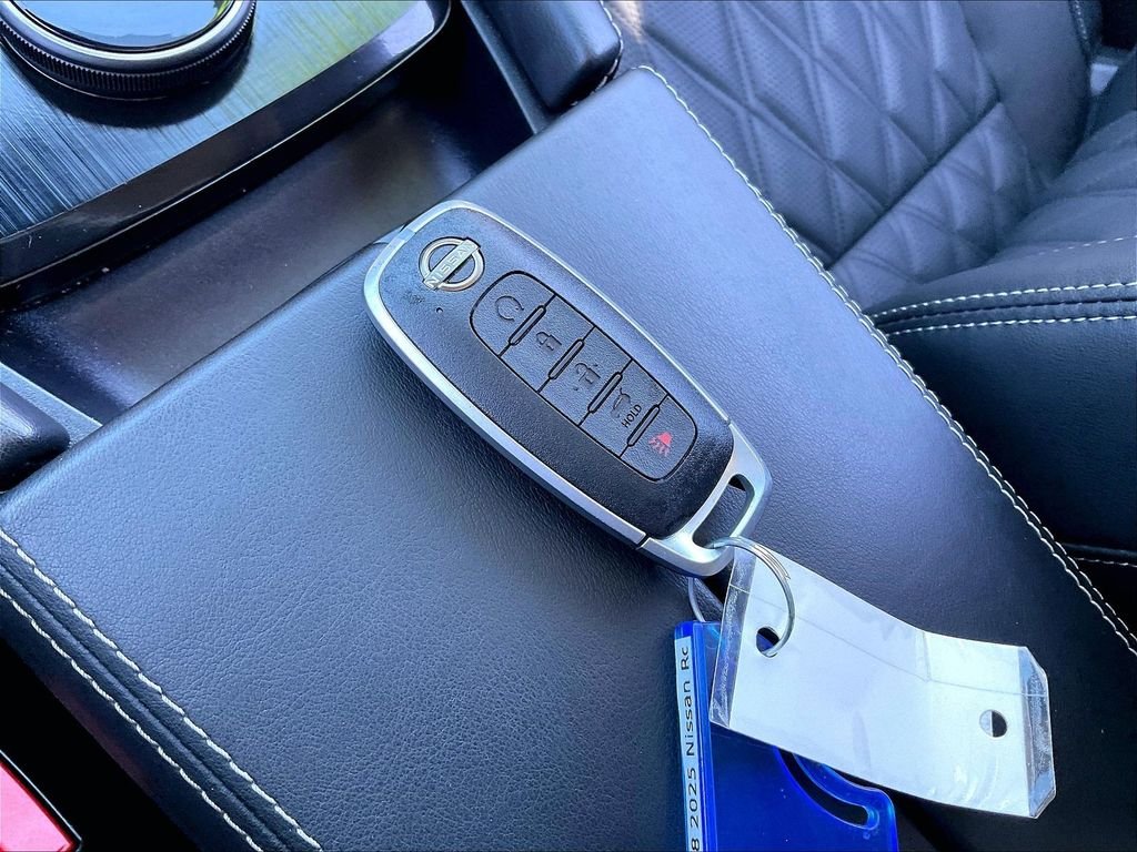 Used 2025 Gun Metallic Nissan Platinum image 29